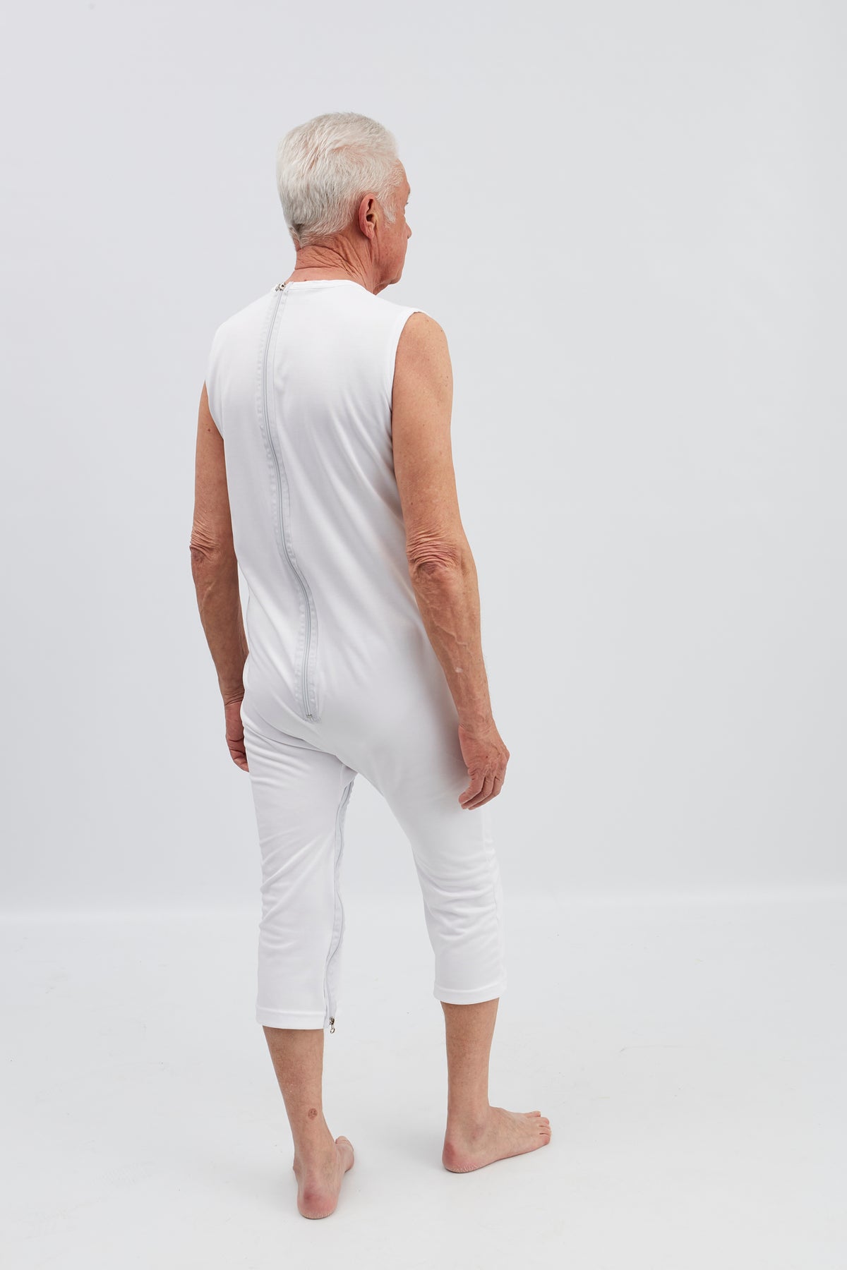 anne-lore by Van Herck Body in weißer, Reißverschluss auf den Rücken und zwischen den Beinen – Ansicht 3