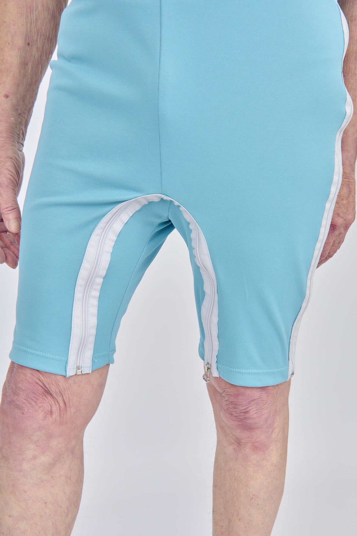 anne-lore by Van Herck Body in dusty blauen, Reißverschluss von die Schulter nach den Seitennaht und zwischen den Beinen – Ansicht 5
