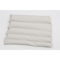 anne-lore by Van Herck Ferse Kissen in verschiedenen Fachen gesteppt, Dim. 90/60 cm, PU beige.