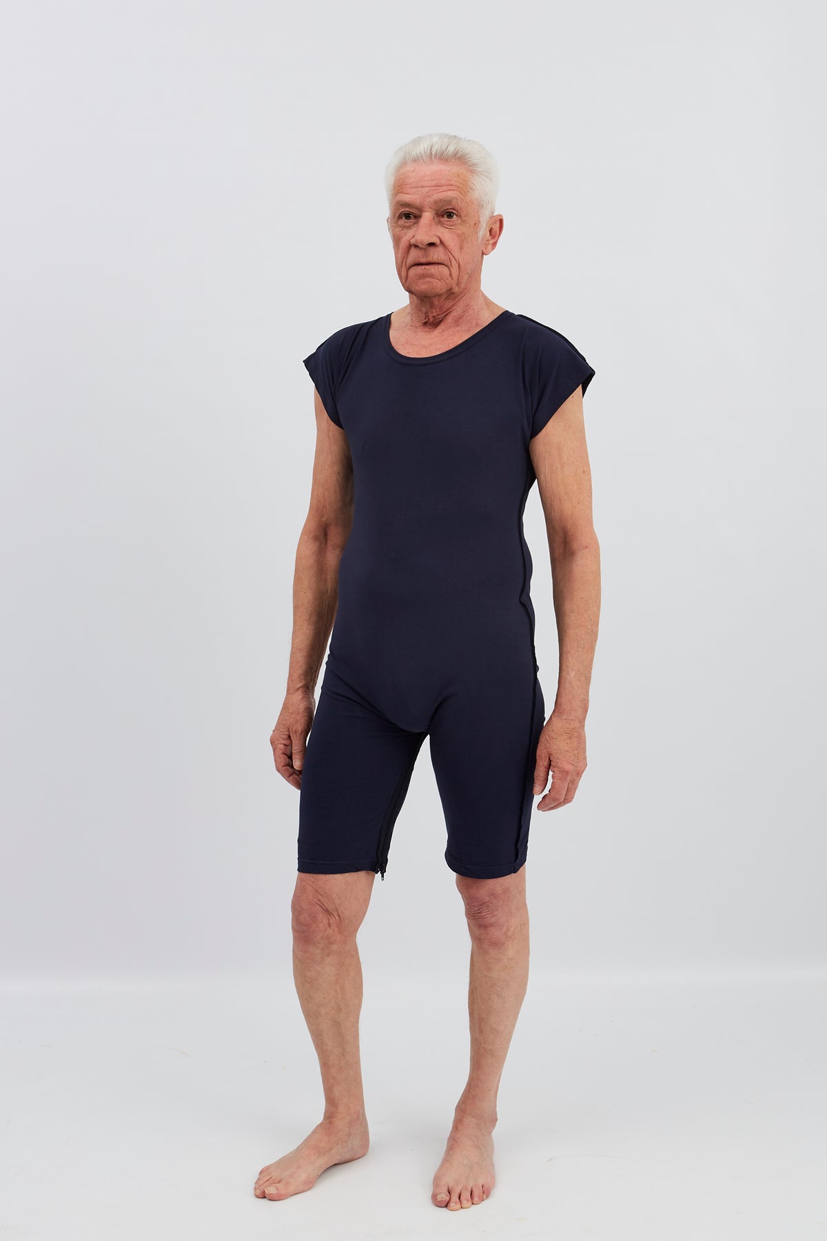 anne-lore by Van Herck Body weiß/grau/marineblau, Reißverschluss auf den Rücken und zwischen den Beinen – Ansicht 2